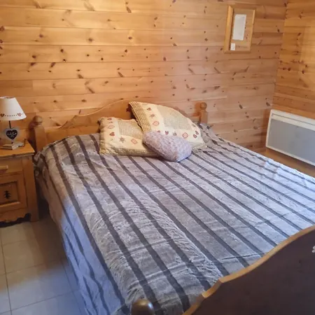 De La Grange & Sauna Vendégház